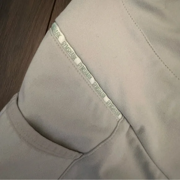 Sage Green Gymshark leggings size Med - Picture 5 of 5